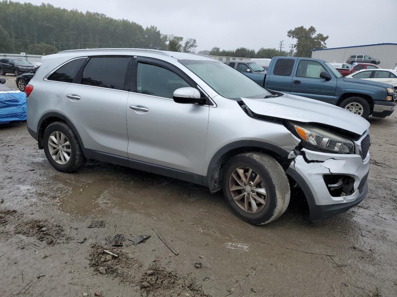 2017 KIA SORENTO