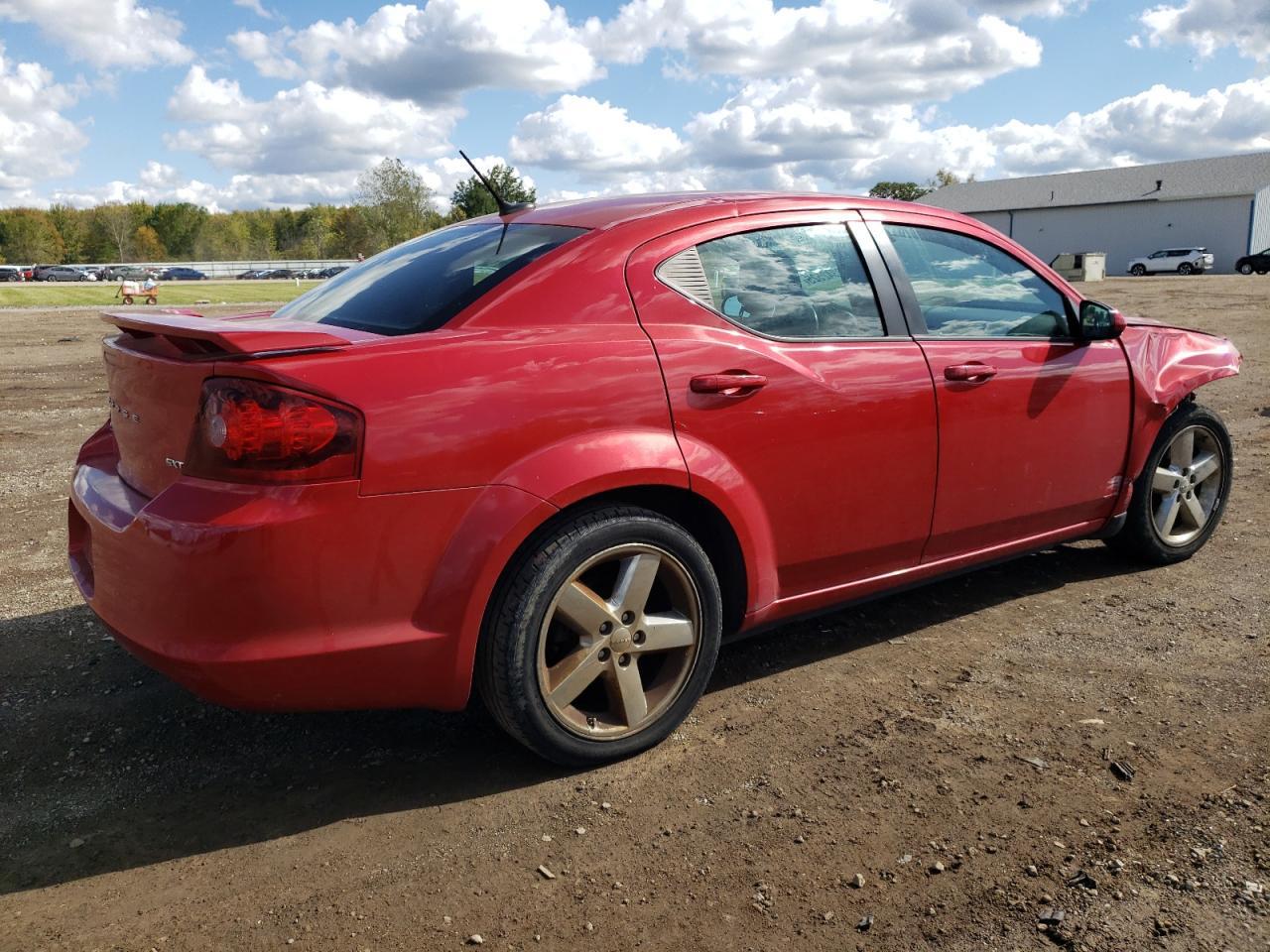 2012 DODGE Avenger