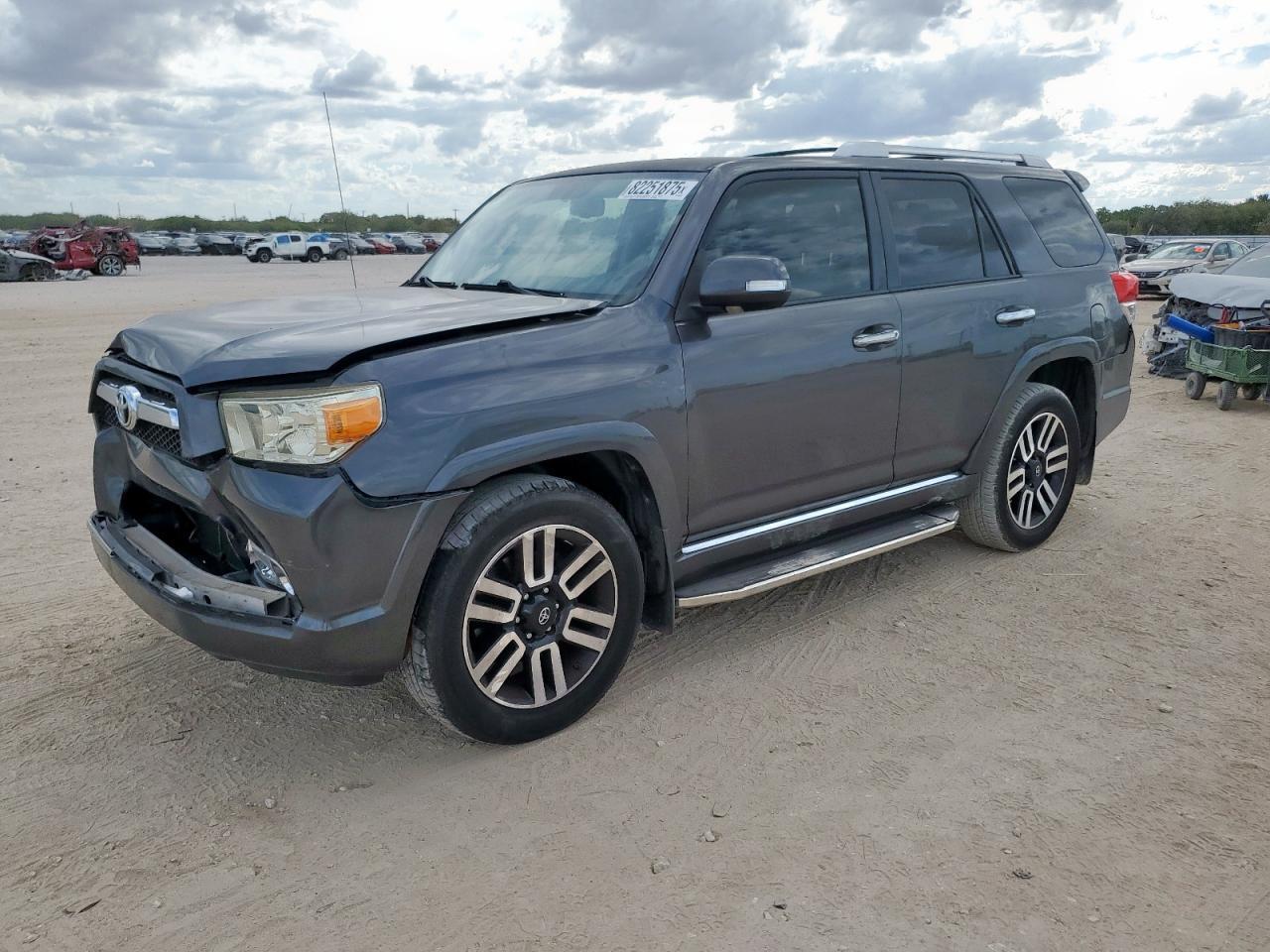 2013 TOYOTA 4Runner