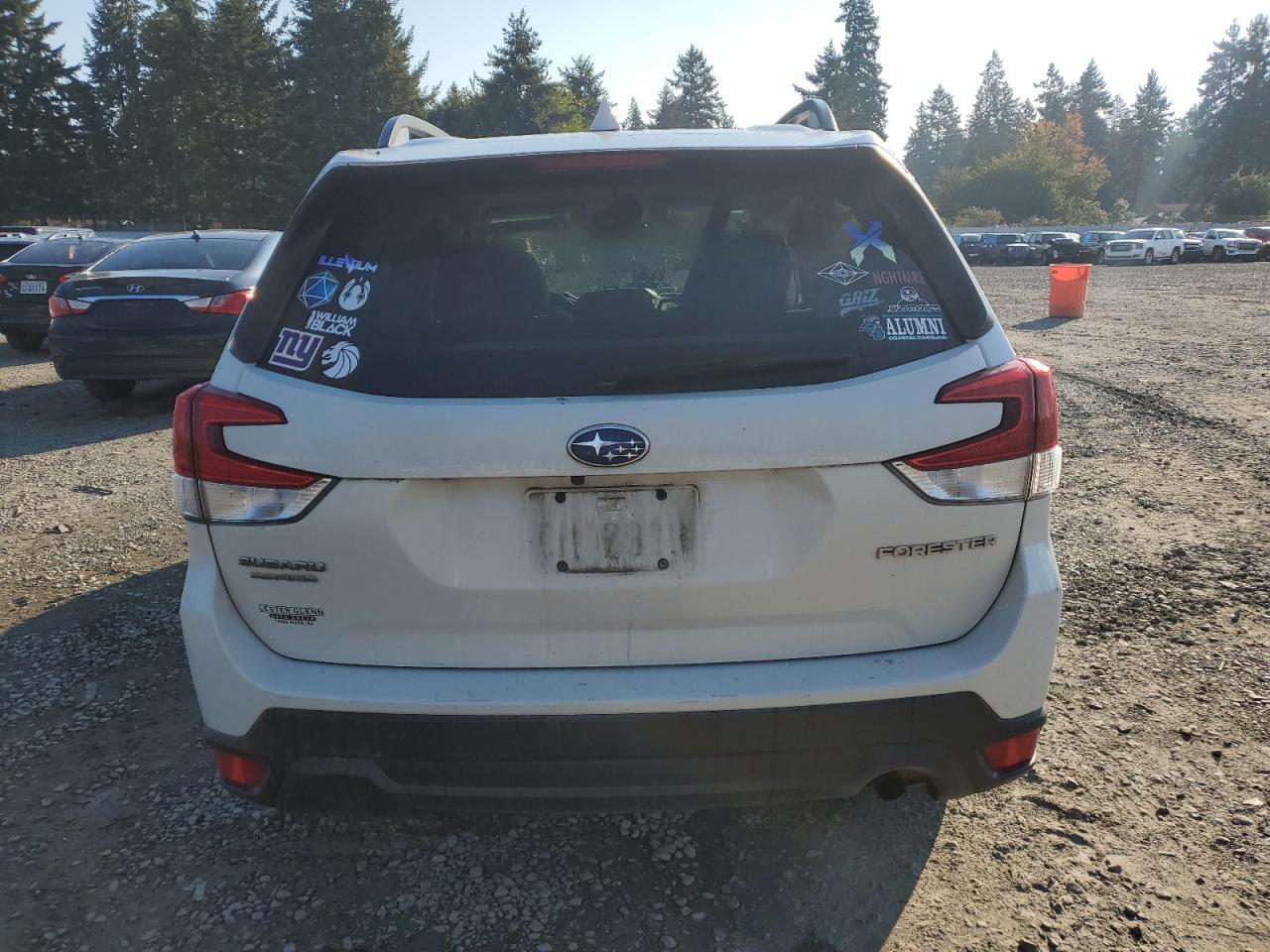2019 SUBARU FORESTER