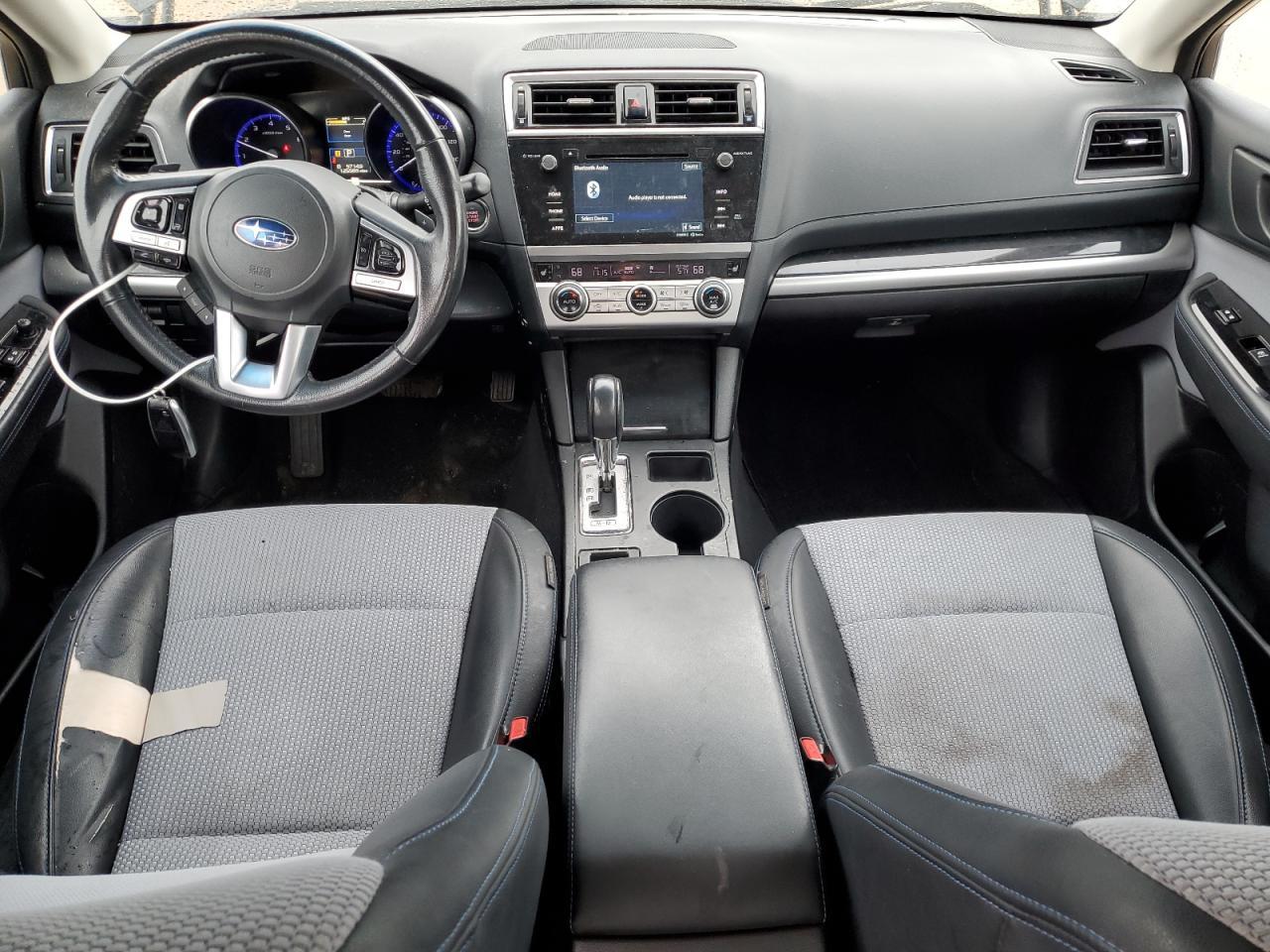 2017 SUBARU Legacy