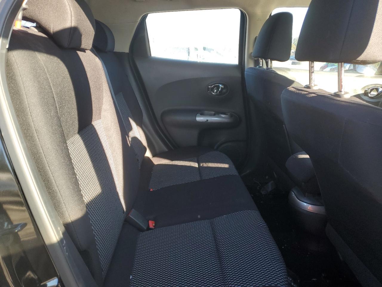 2015 NISSAN Juke