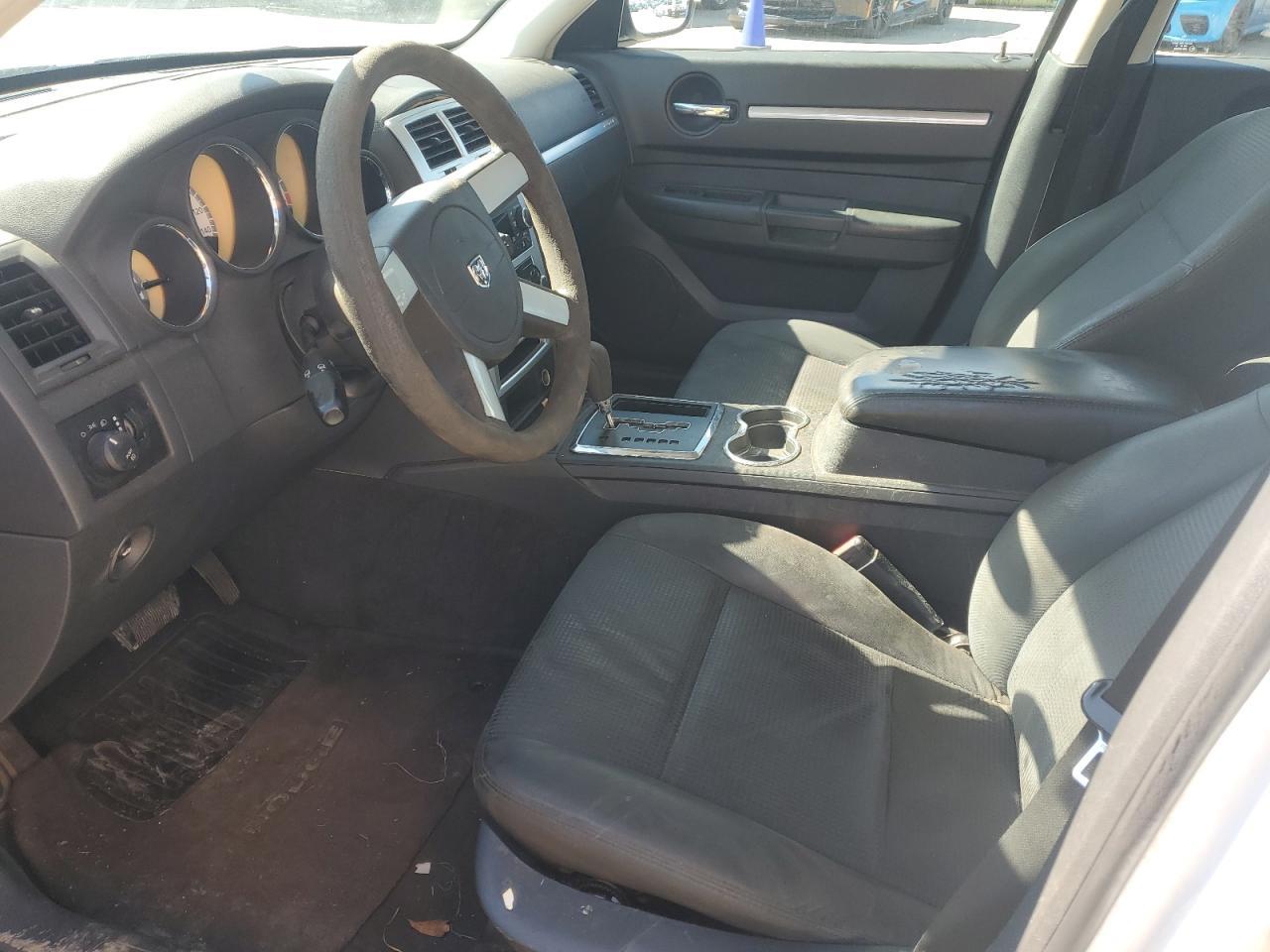 2010 DODGE CHARGER