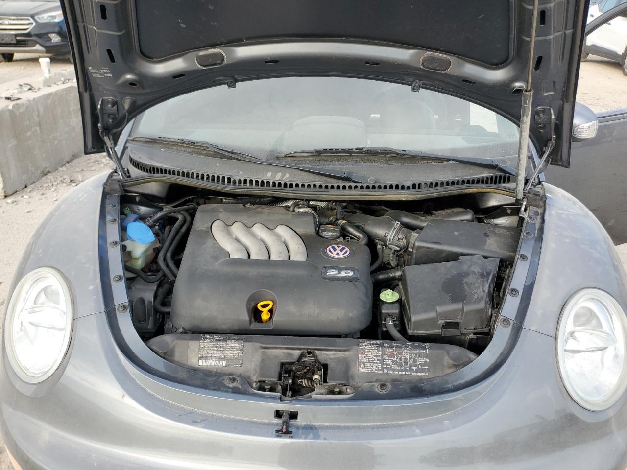 2003 VOLKSWAGEN Beetle