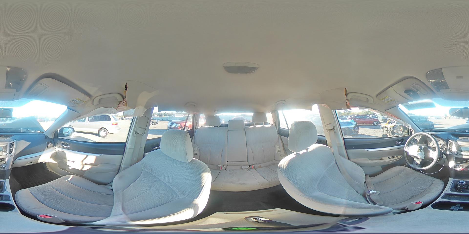2013 SUBARU Outback
