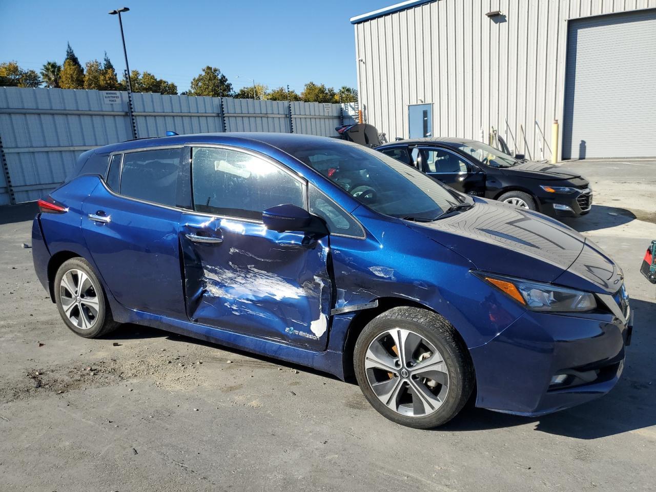 2019 NISSAN LEAF