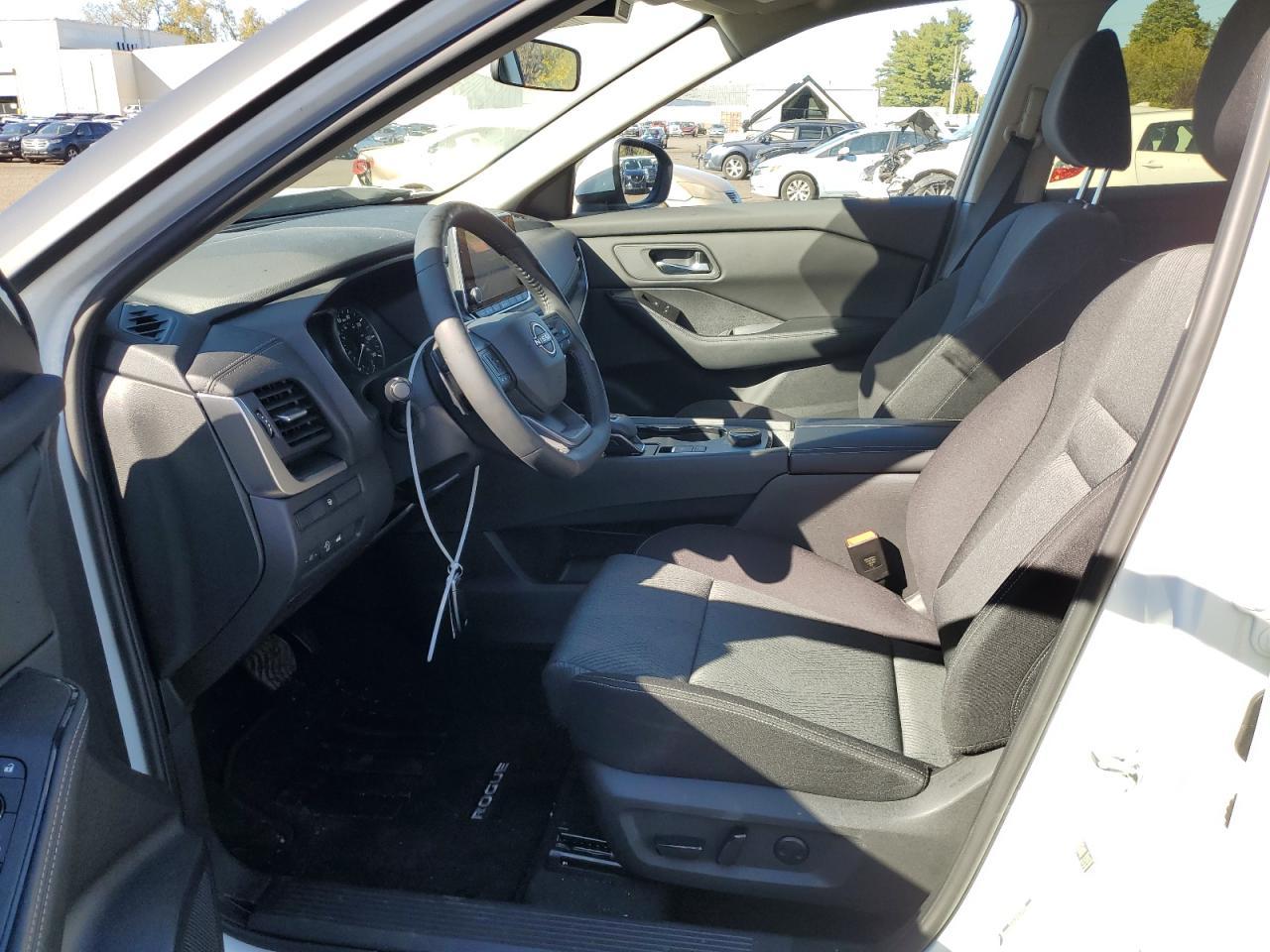 2025 NISSAN ROGUE