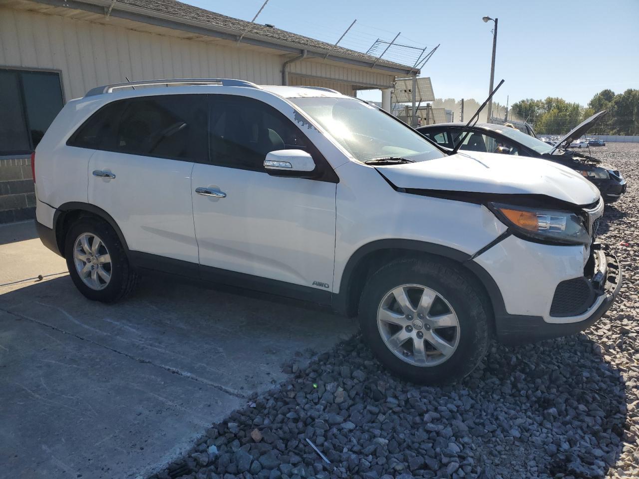 2013 KIA SORENTO