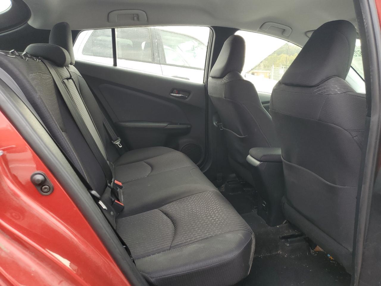 2017 TOYOTA PRIUS