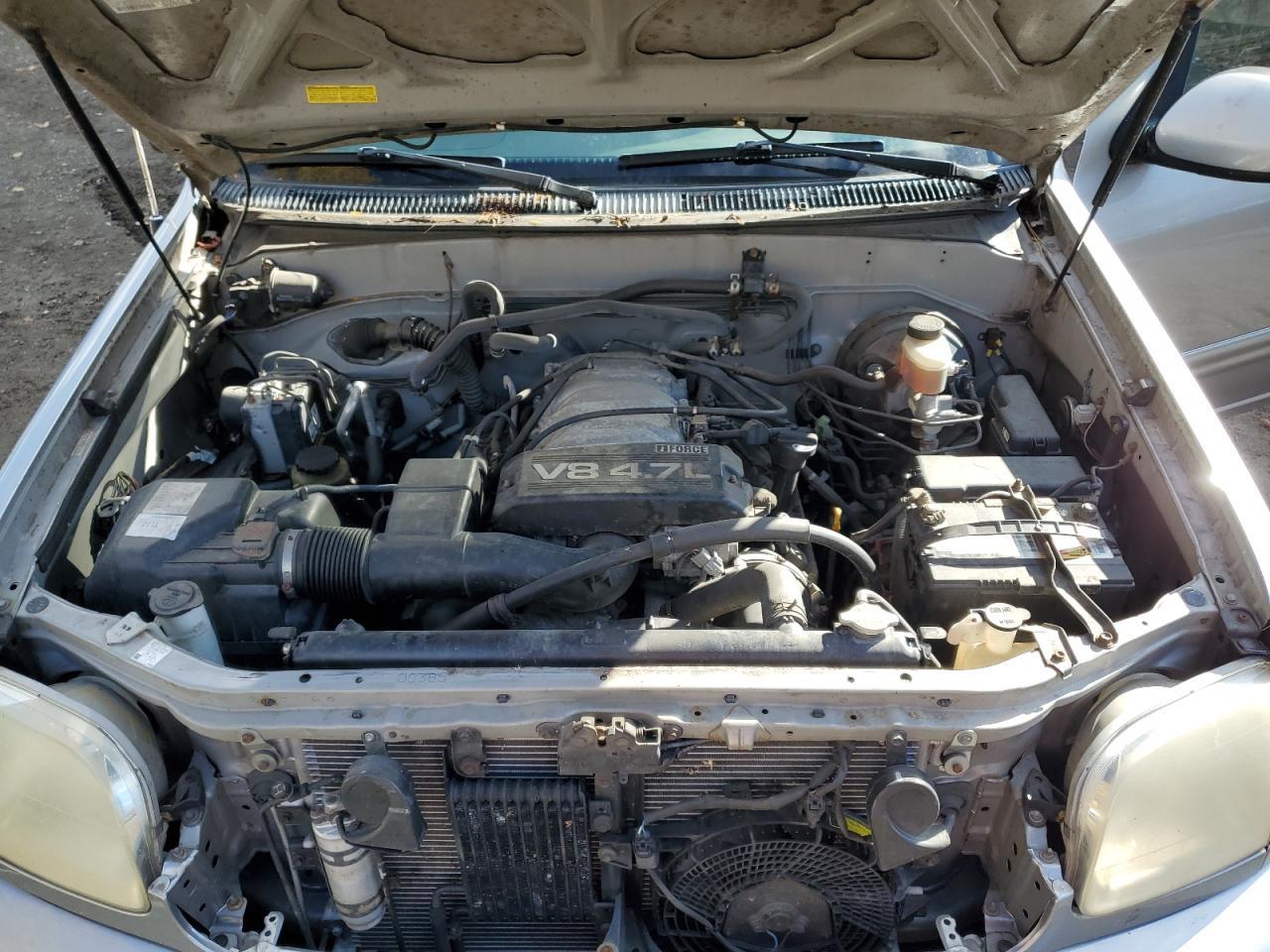 2001 TOYOTA Sequoia