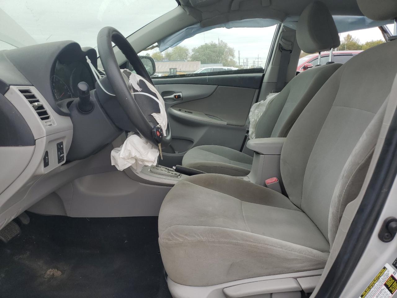 2011 TOYOTA COROLLA
