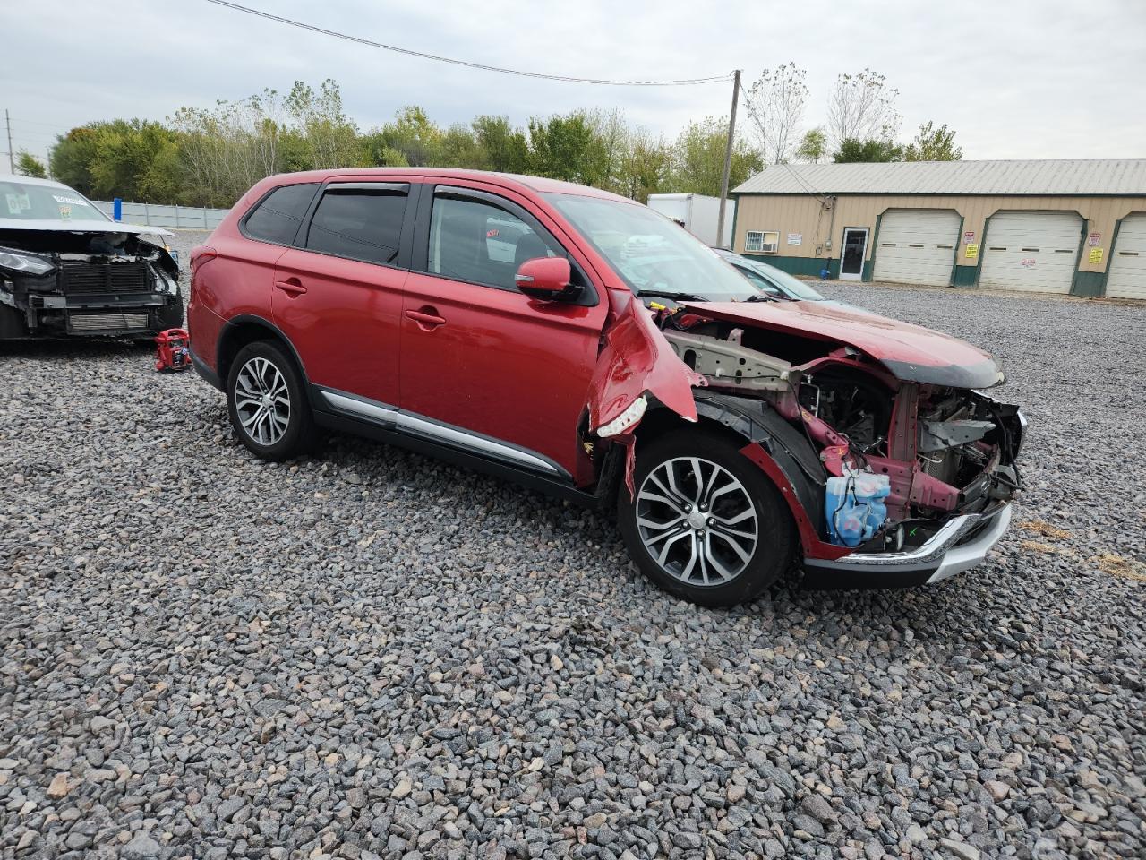 2017 MITSUBISHI outlander