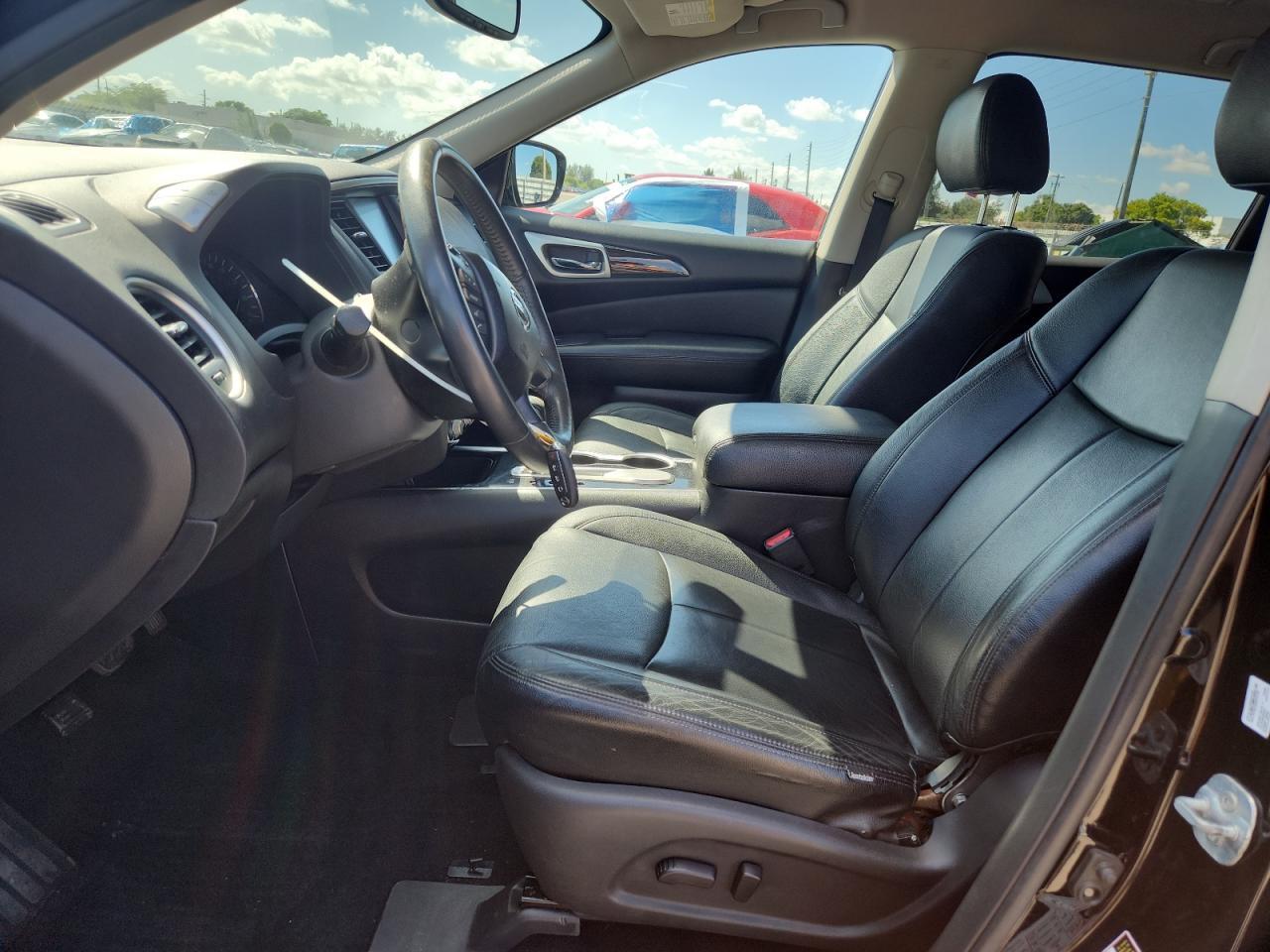2017 NISSAN PATHFINDER