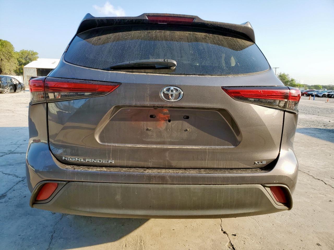 2021 TOYOTA HIGHLANDER