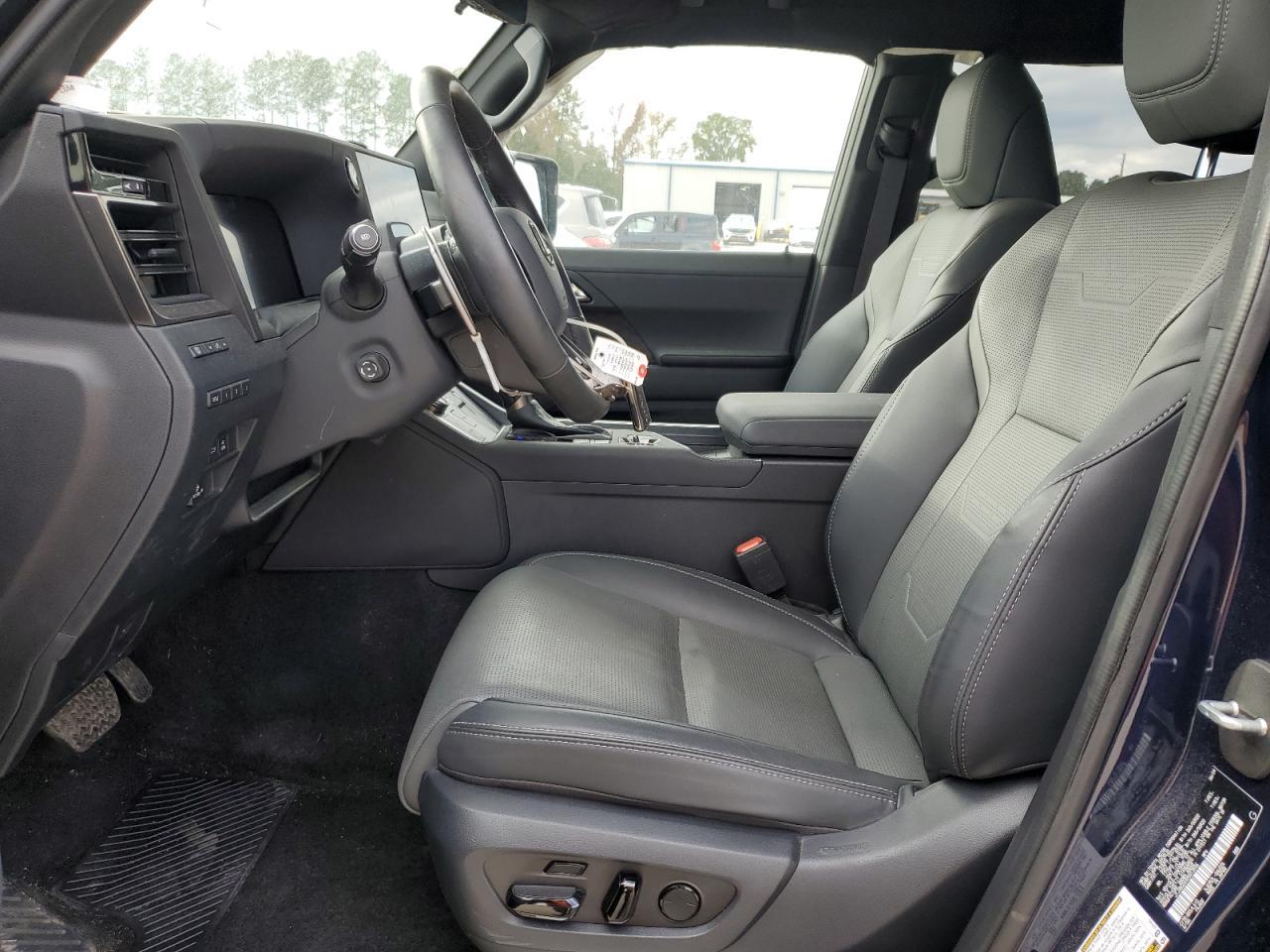 2024 LEXUS GX 550
