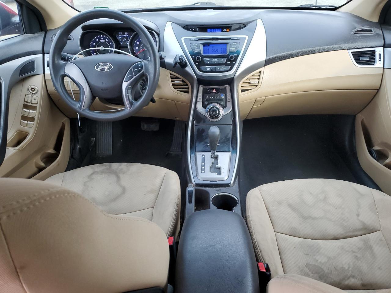 2013 HYUNDAI ELANTRA