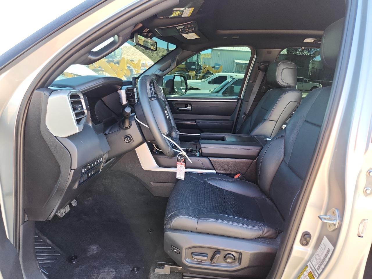2024 TOYOTA Sequoia