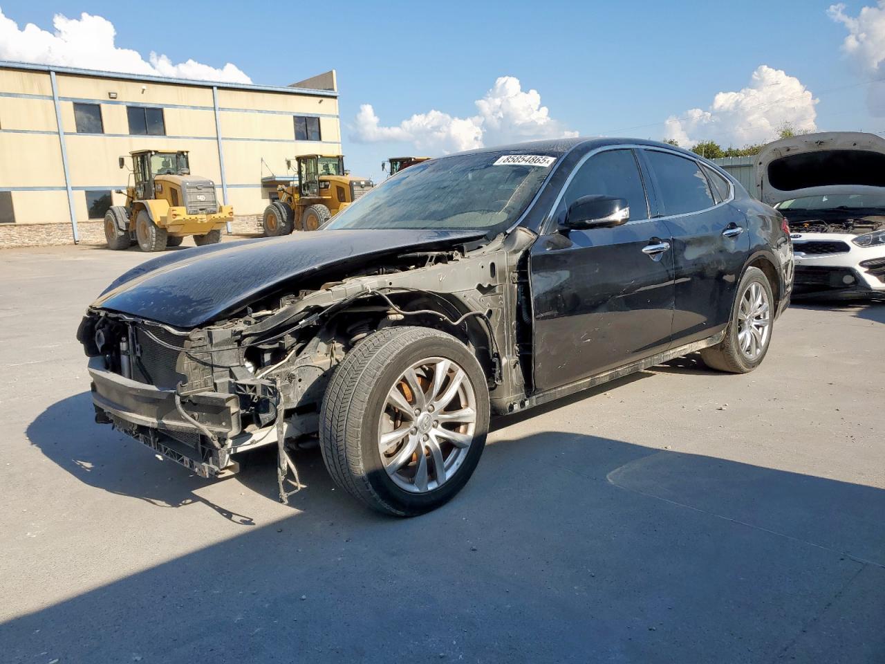 2015 INFINITI Q70