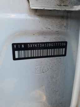 2011 KIA SORENTO