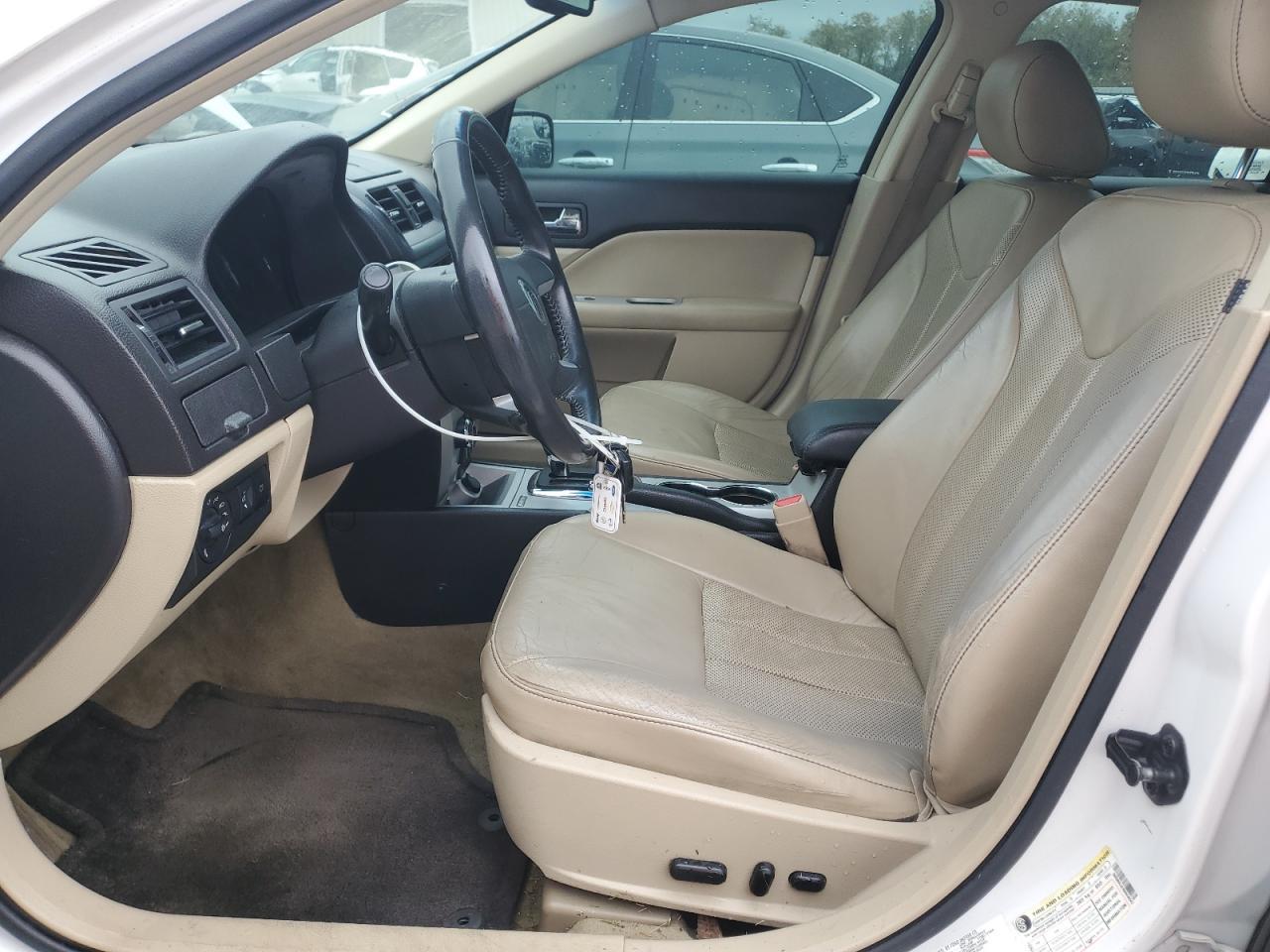 2011 MERCURY Milan
