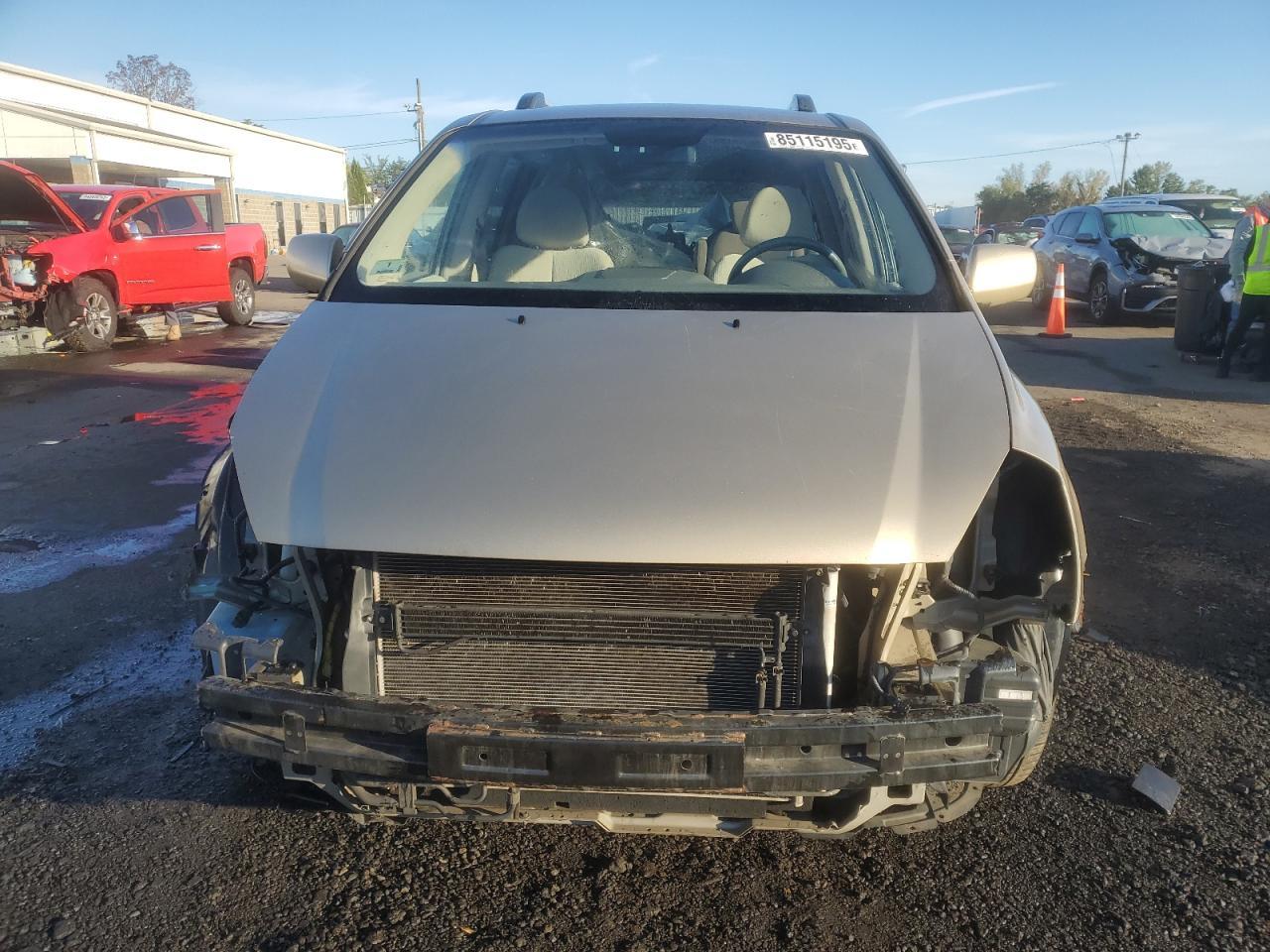 2007 KIA SEDONA
