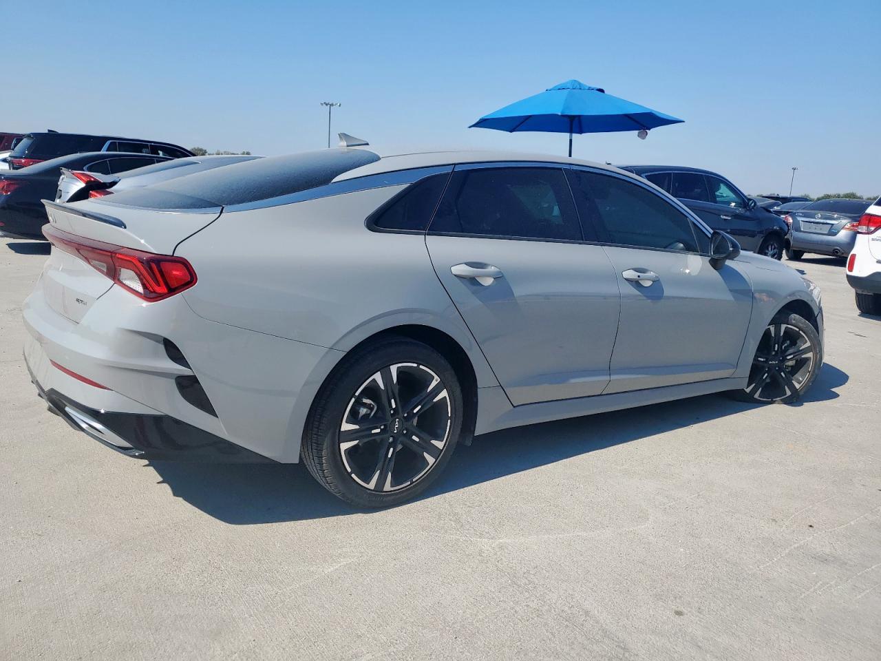 2023 KIA K5