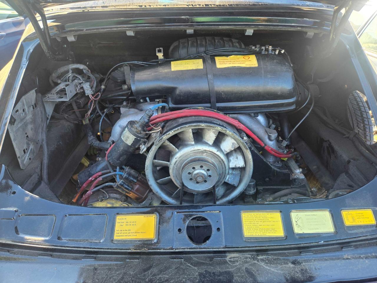 1976 PORSCHE 911