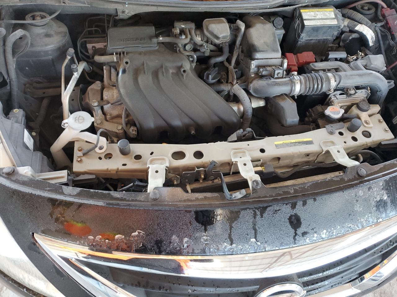 2015 NISSAN VERSA
