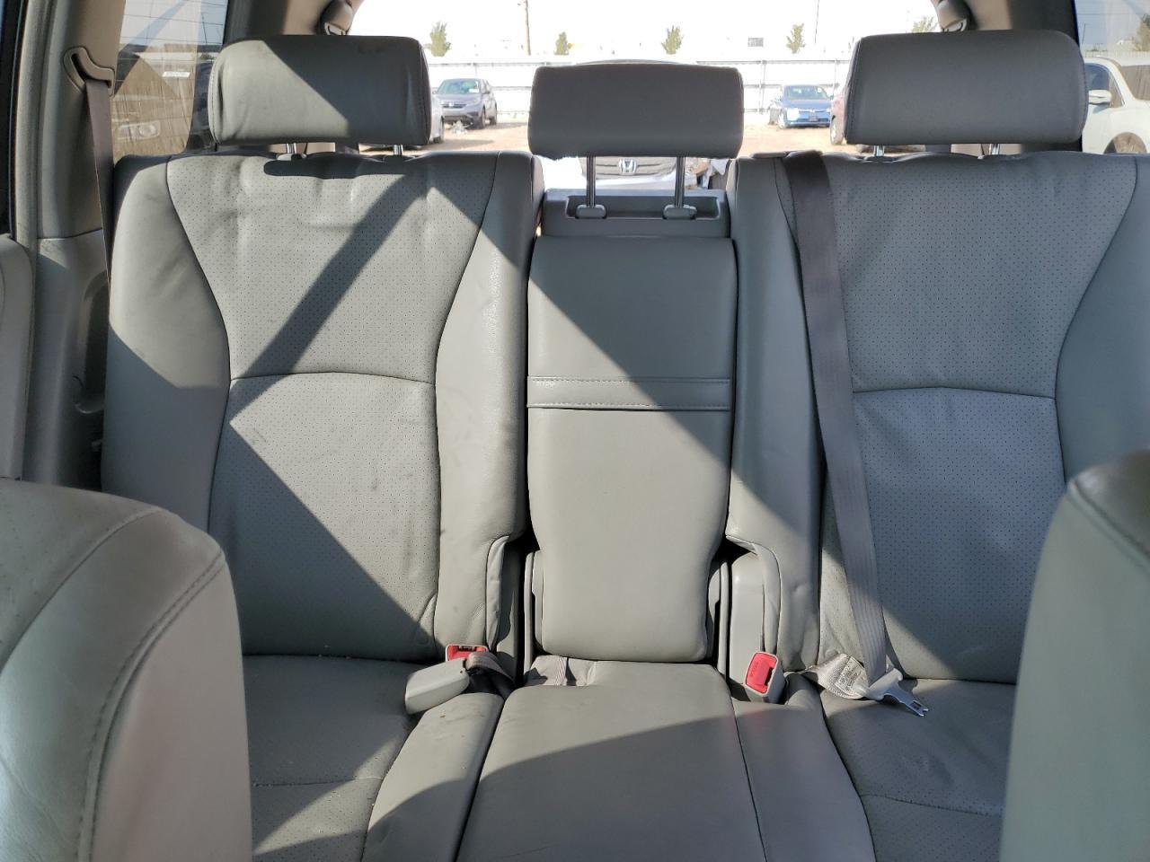 2006 TOYOTA HIGHLANDER