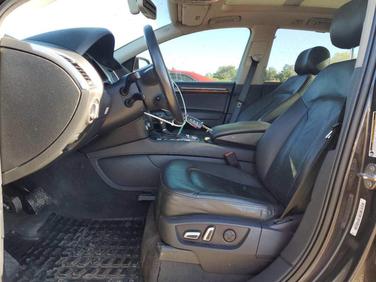 2010 AUDI Q7