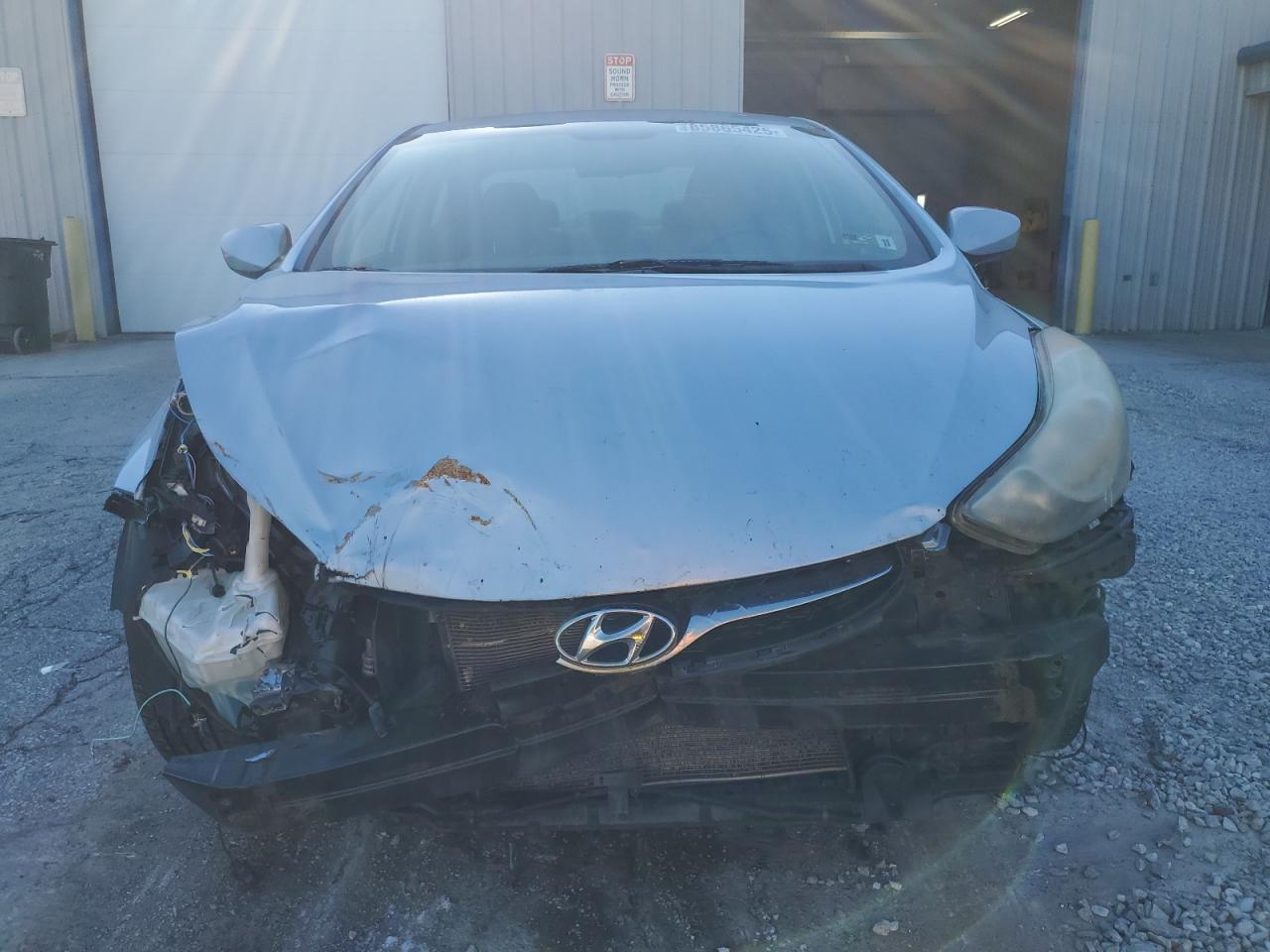 2012 HYUNDAI ELANTRA