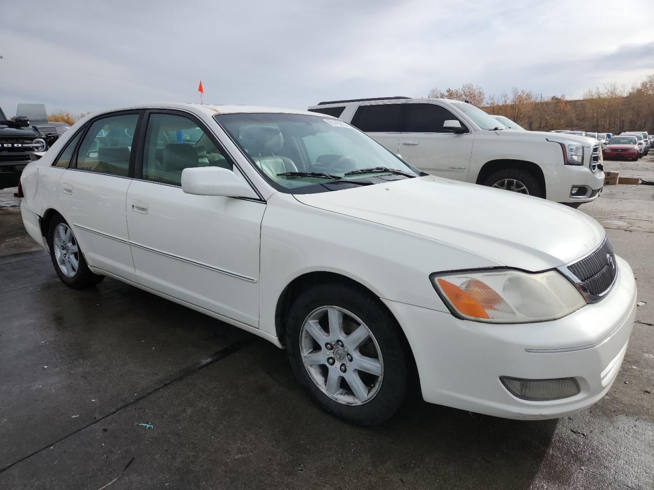 2000 TOYOTA Avalon