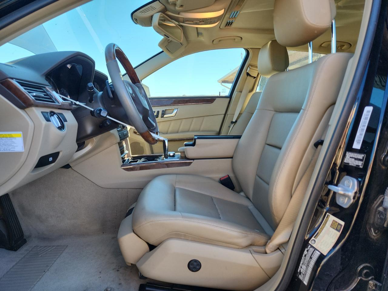 2013 MERCEDES-BENZ E-Class