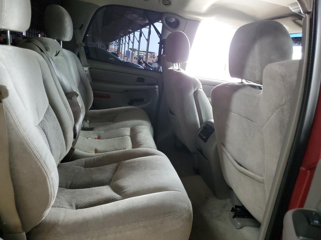 2004 CHEVROLET Tahoe