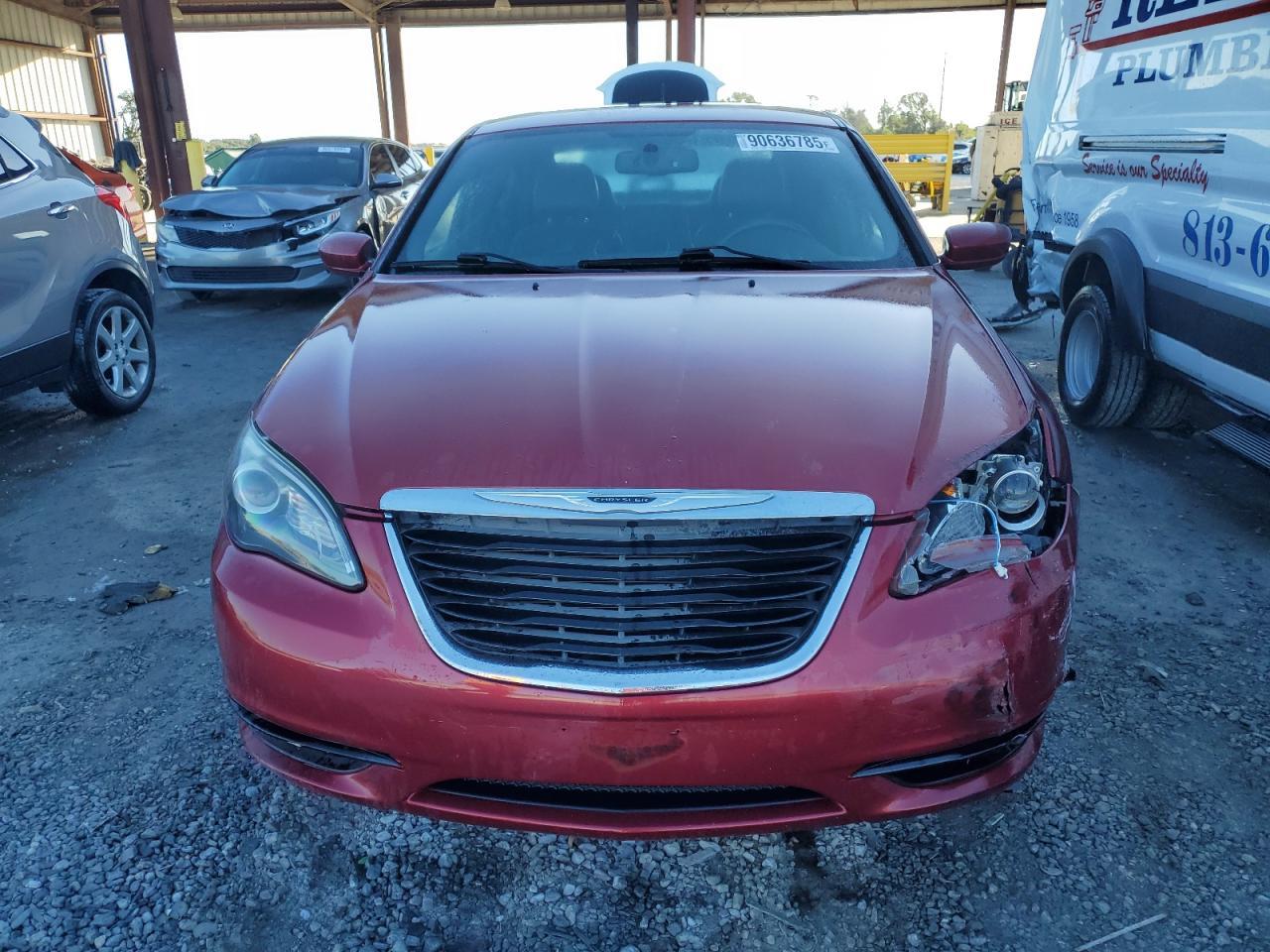 2013 CHRYSLER 200