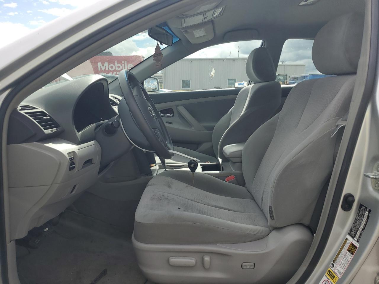 2010 TOYOTA CAMRY