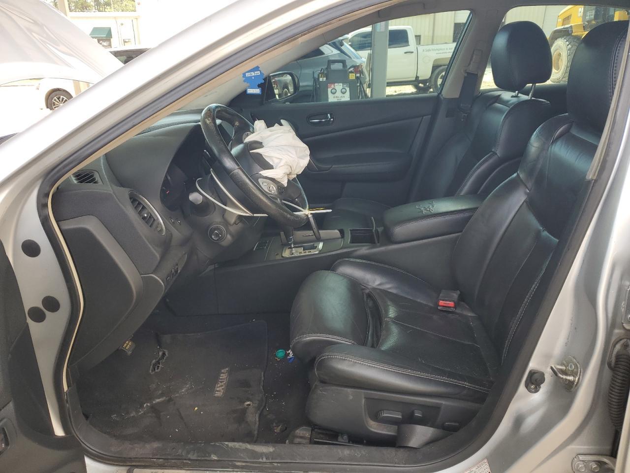 2012 NISSAN Maxima