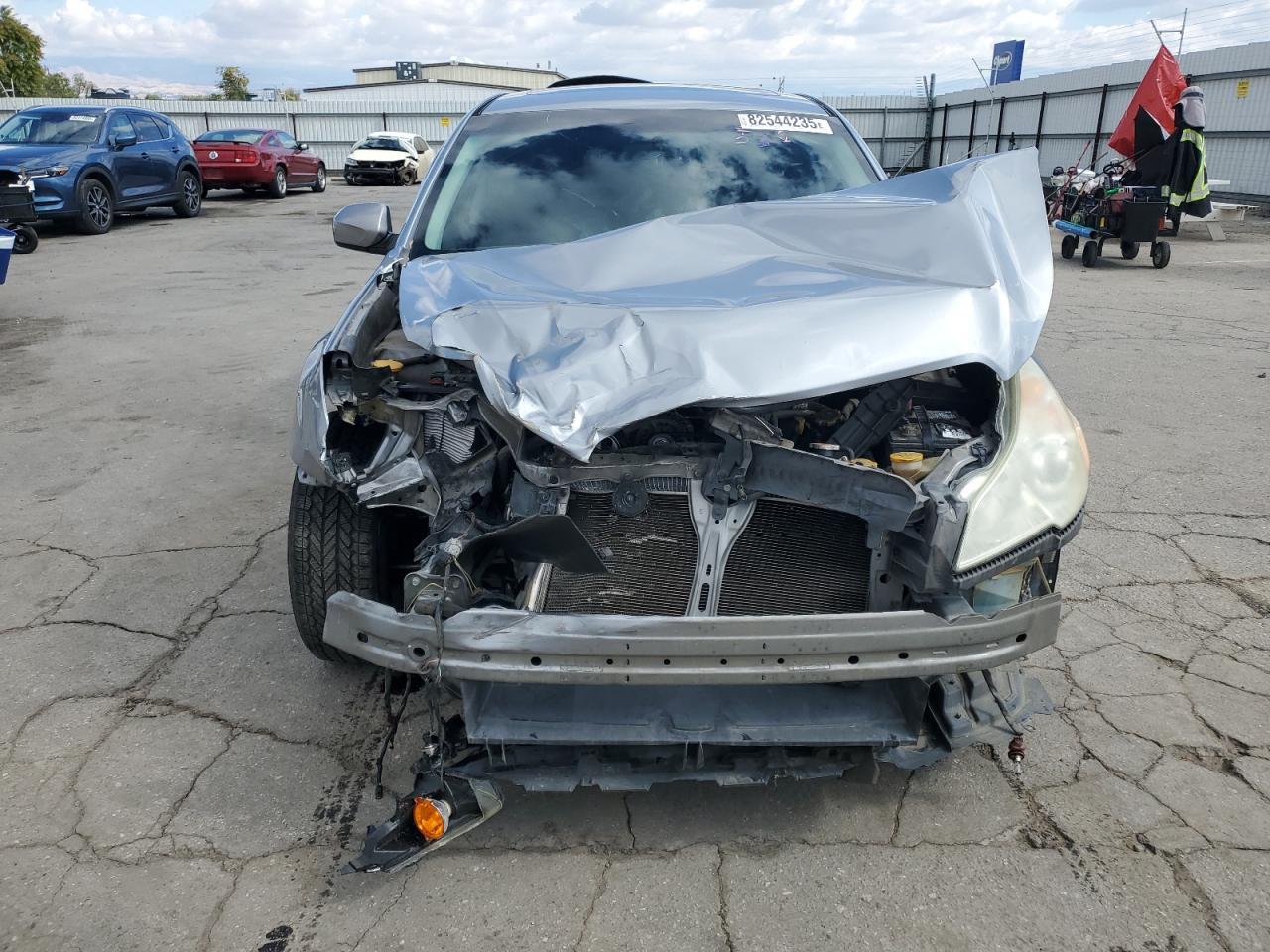 2011 SUBARU Legacy