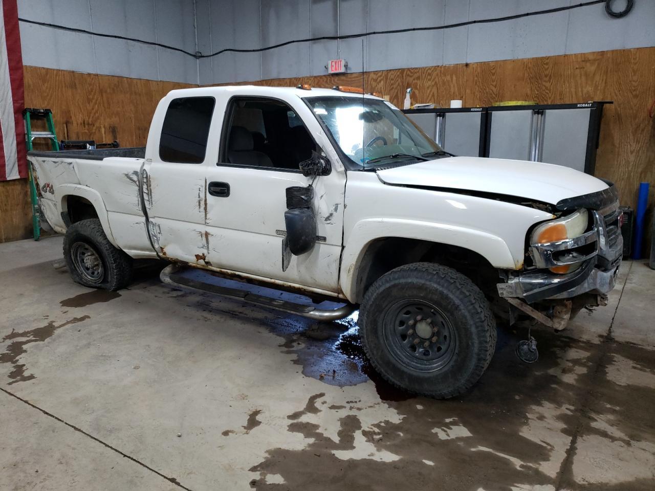 2004 GMC Sierra