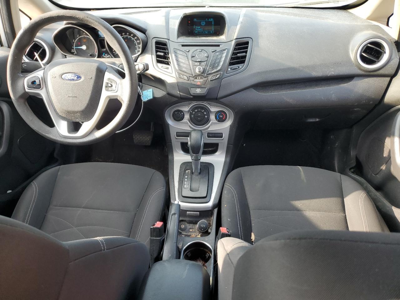 2017 FORD Fiesta