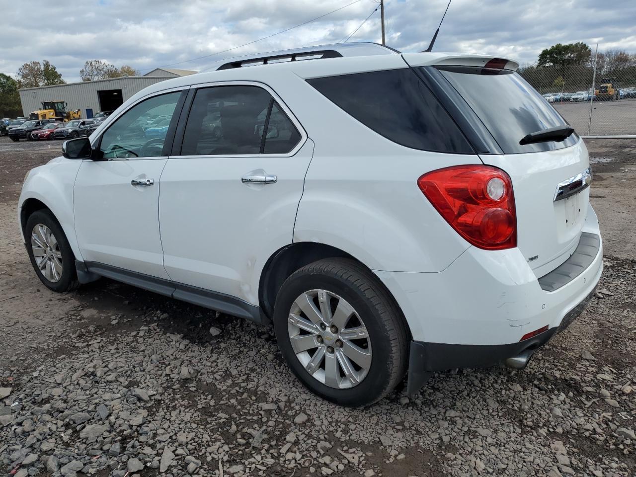 2011 CHEVROLET EQUINOX