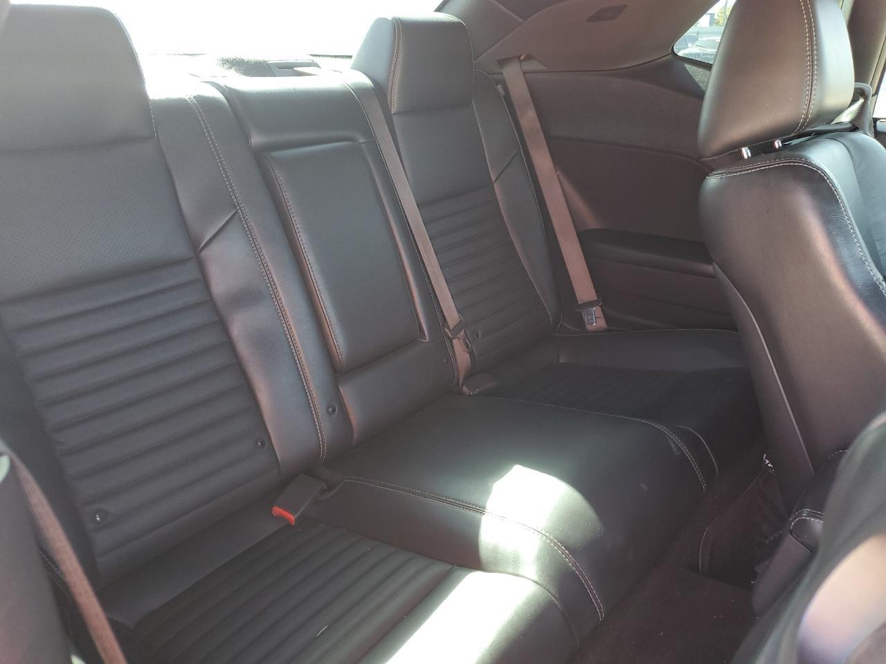 2012 DODGE Challenger