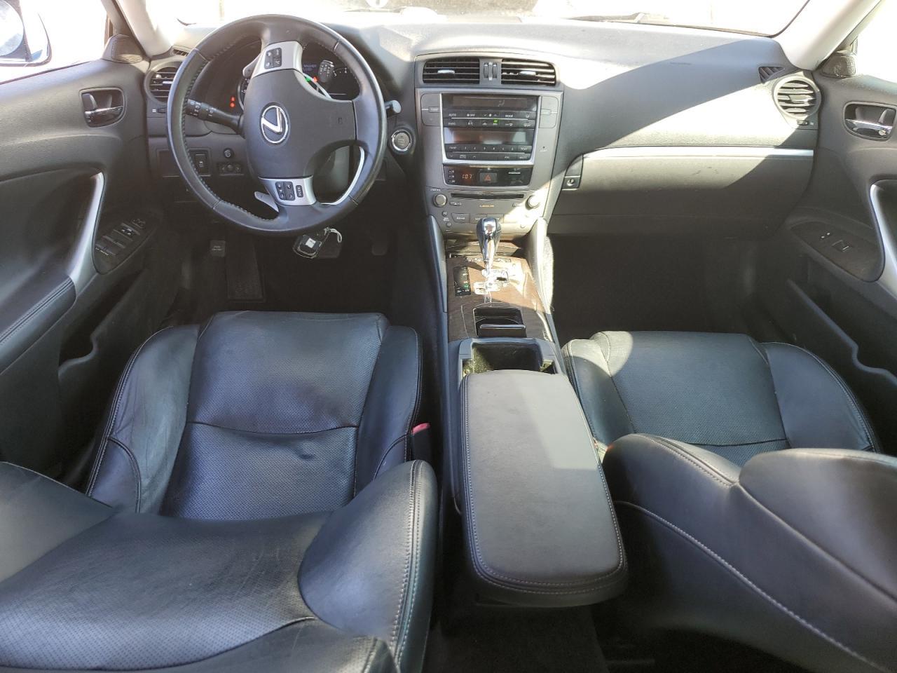 2013 LEXUS IS 250