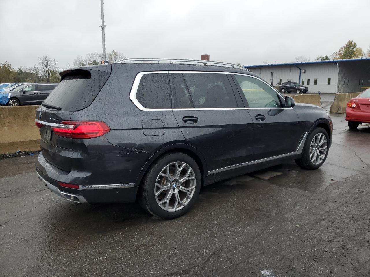 2019 BMW X7