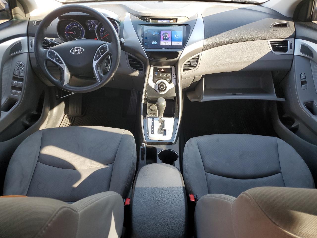2012 HYUNDAI ELANTRA