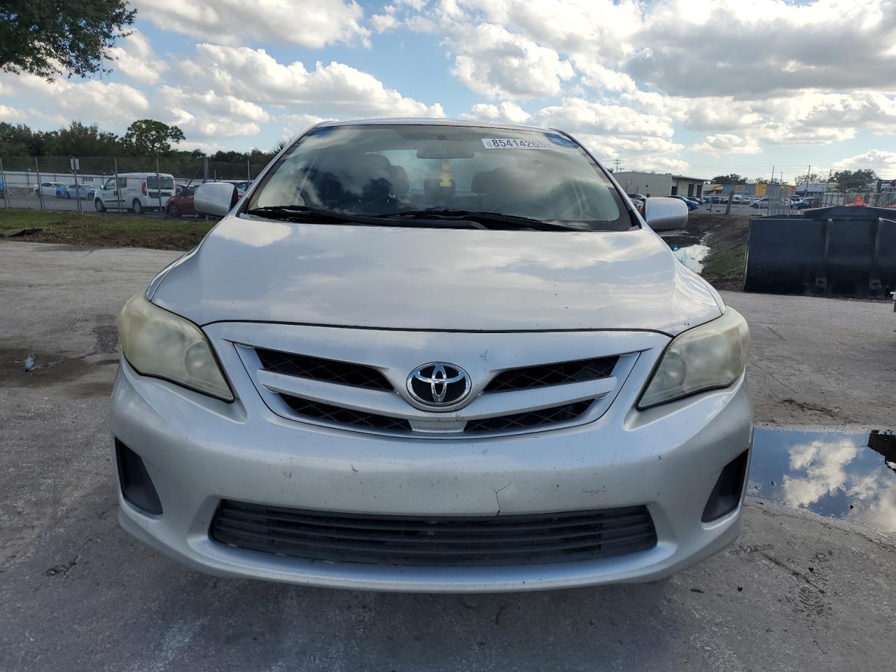 2011 TOYOTA COROLLA