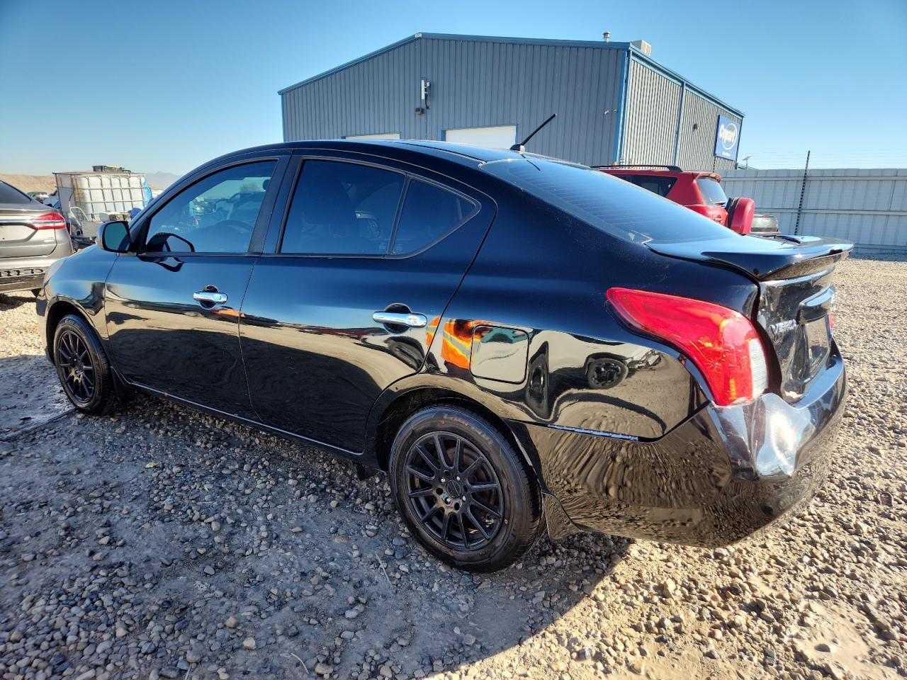 2014 NISSAN VERSA