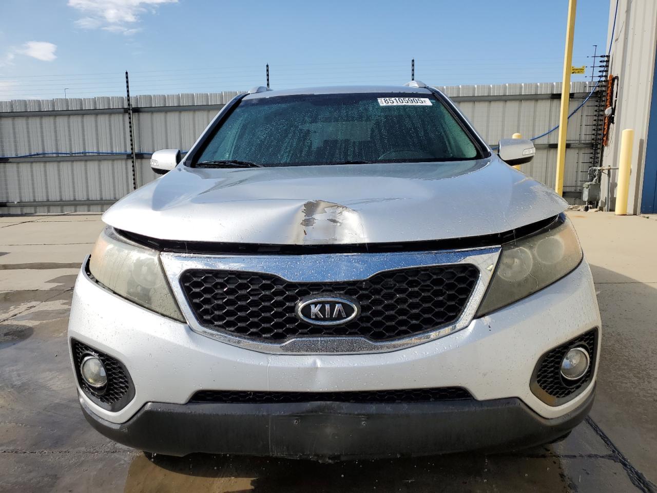 2011 KIA SORENTO