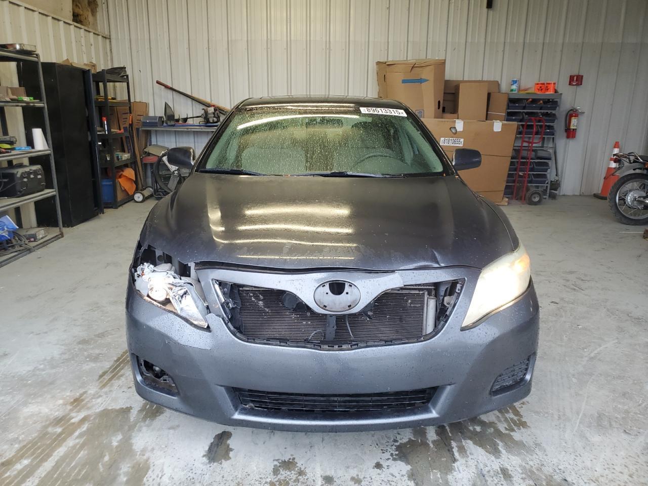 2011 TOYOTA CAMRY