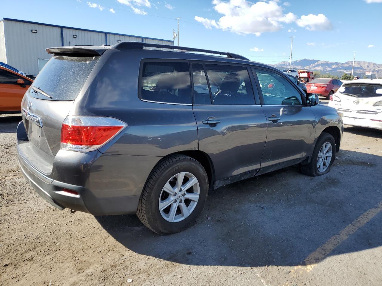 2012 TOYOTA HIGHLANDER
